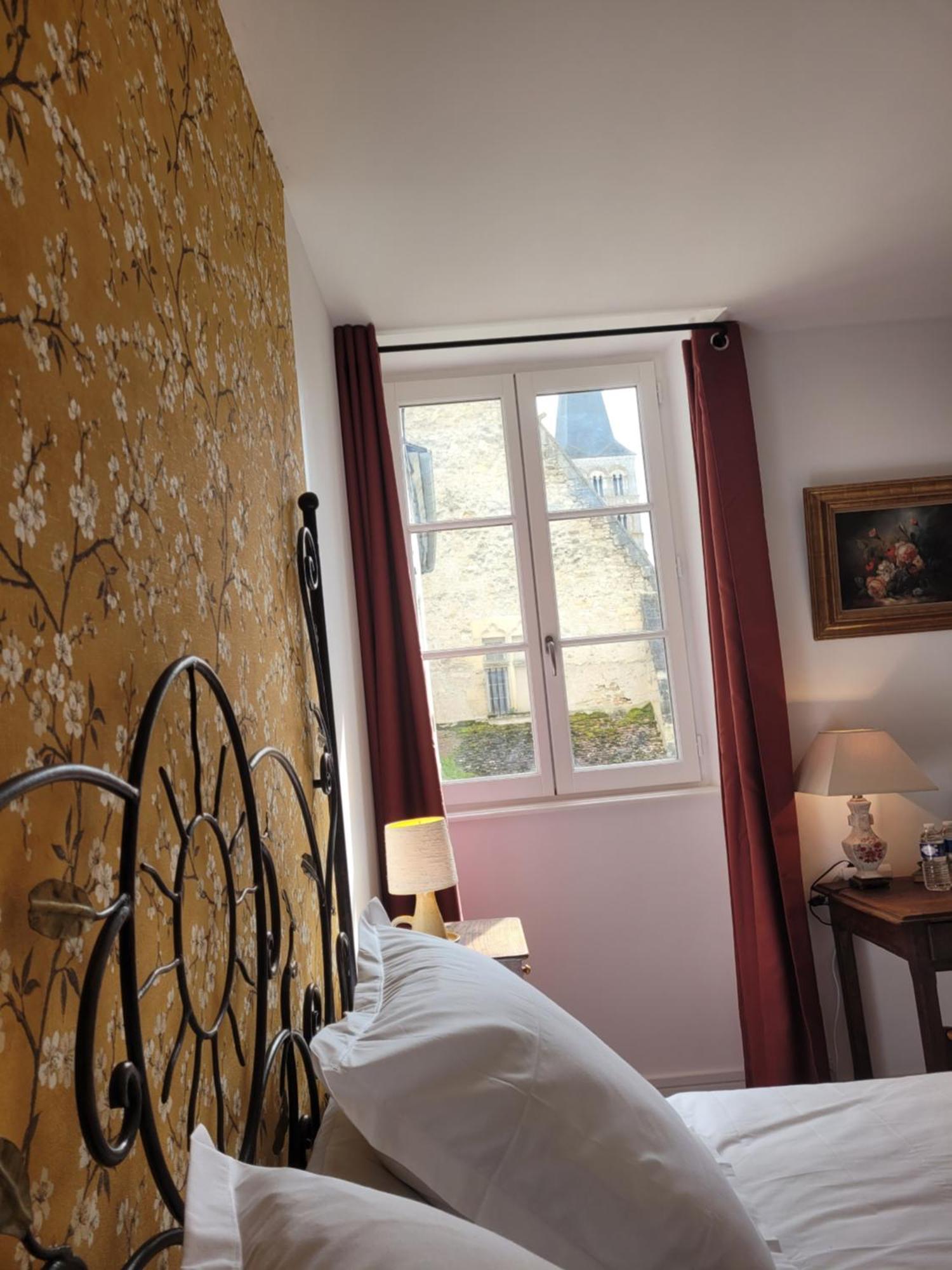 La Cour Du Chateau La Charité-sur-Loire Buitenkant foto